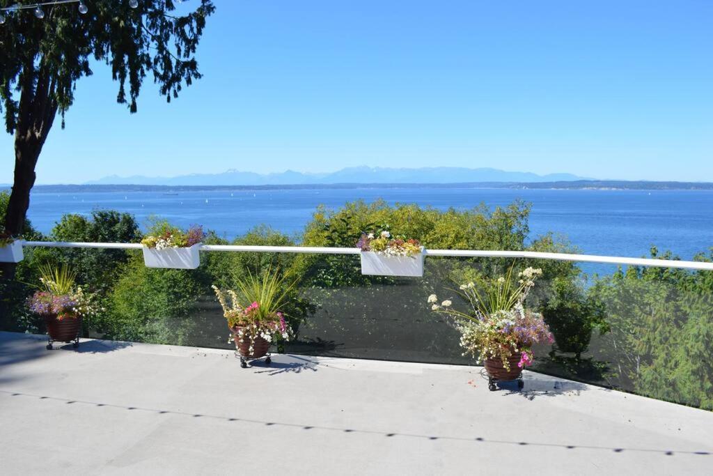 1-Bedroom Seaview Guesthouse On Seattle Luxury Estate With Views Of Olympic Mountains Екстер'єр фото