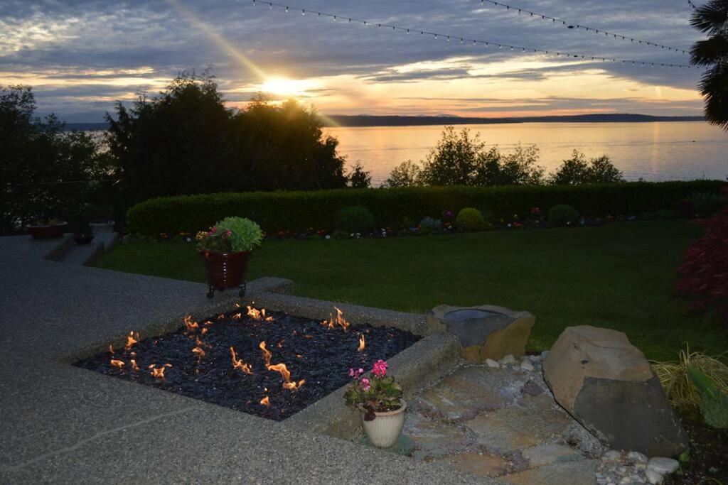 1-Bedroom Seaview Guesthouse On Seattle Luxury Estate With Views Of Olympic Mountains Екстер'єр фото